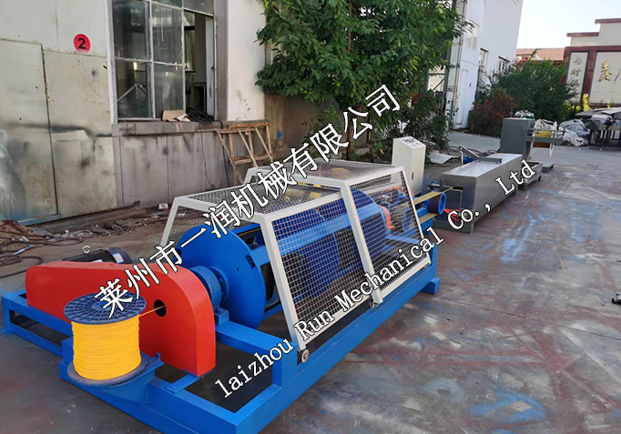 330-3塑鋼穿墻線制繩機(jī)組